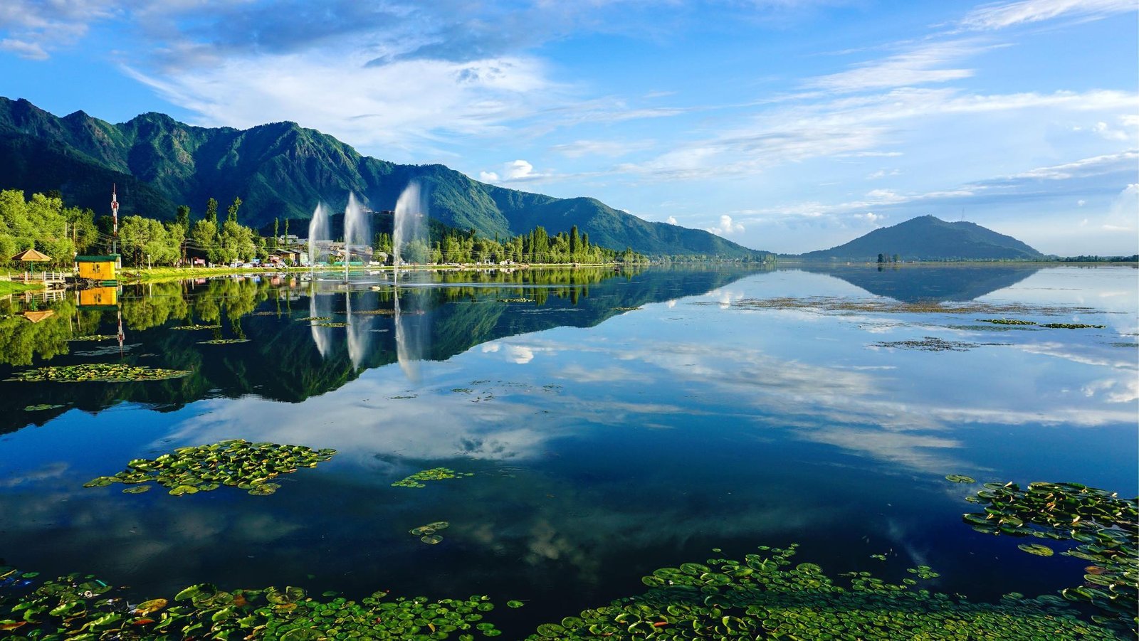 Kashmir Dal Lake